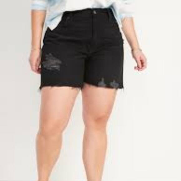 Old Navy High-Waisted Slouchy Straight Ripped Cut-Off Black Jean Shorts Size 26 - Picture 1 of 9